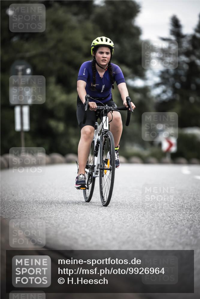 21.06.2026 - 29. Vierlanden-Triathlon H.Heesch http://msf.ph/oto/9926964 21.06.2026 15:00:08 Radfahren 11 meine-sportfotos.de