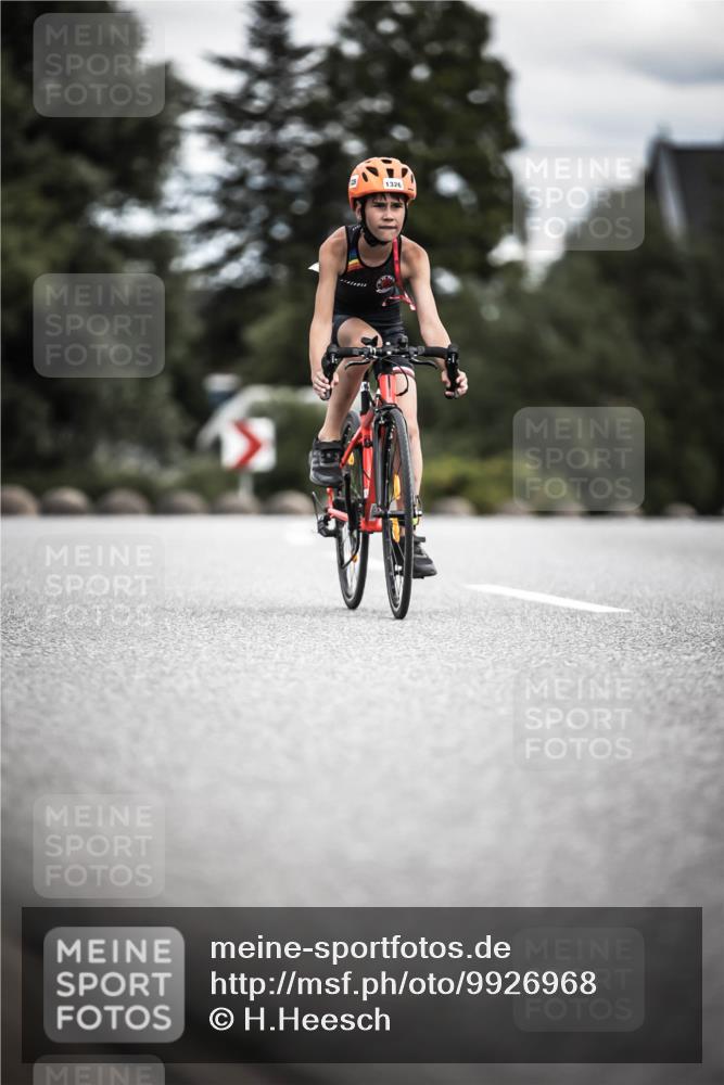 21.06.2026 - 29. Vierlanden-Triathlon H.Heesch http://msf.ph/oto/9926968 21.06.2026 15:00:18 Radfahren 1326 meine-sportfotos.de