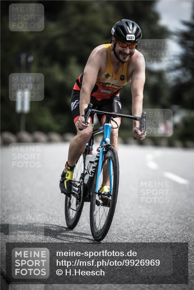 21.06.2026 - 29. Vierlanden-Triathlon H.Heesch http://msf.ph/oto/9926969 21.06.2026 13:30:25 Radfahren 1221 meine-sportfotos.de
