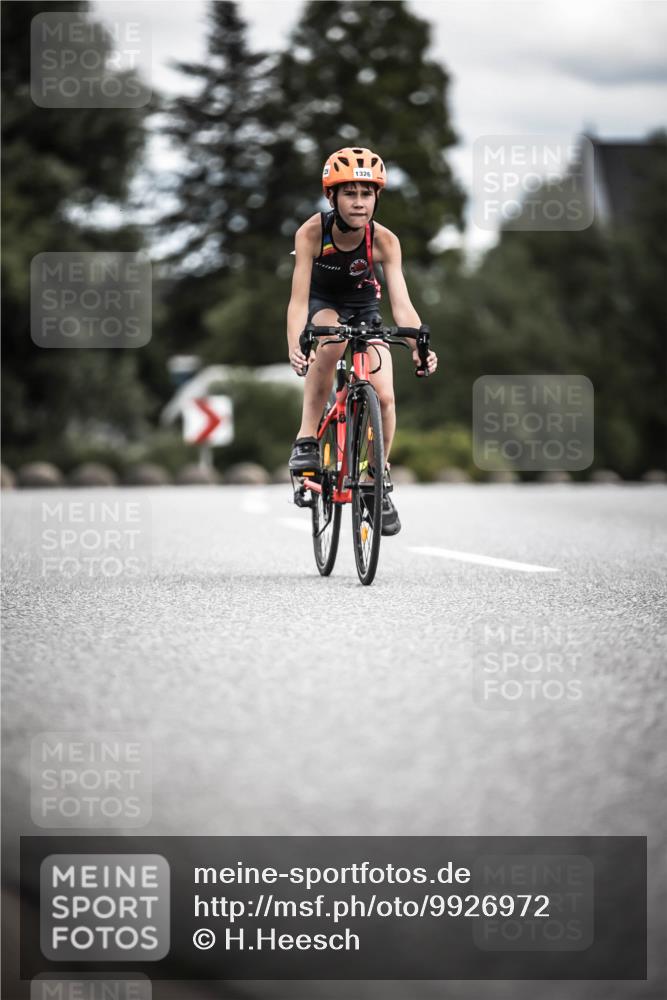 21.06.2026 - 29. Vierlanden-Triathlon H.Heesch http://msf.ph/oto/9926972 21.06.2026 15:00:18 Radfahren 1326 meine-sportfotos.de