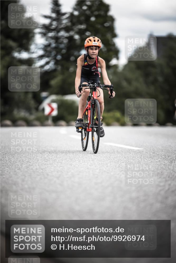 21.06.2026 - 29. Vierlanden-Triathlon H.Heesch http://msf.ph/oto/9926974 21.06.2026 15:00:18 Radfahren 1326 meine-sportfotos.de