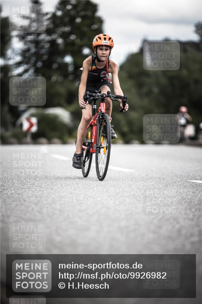 21.06.2026 - 29. Vierlanden-Triathlon H.Heesch http://msf.ph/oto/9926982 21.06.2026 15:00:18 Radfahren 1326 meine-sportfotos.de