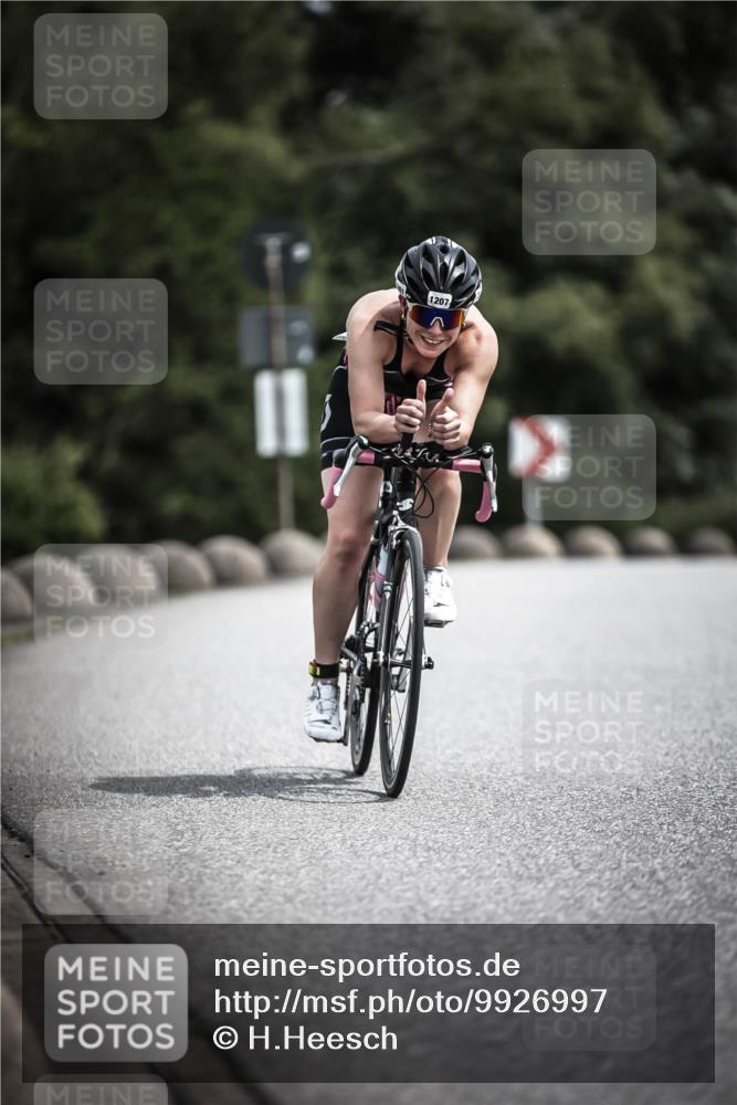 21.06.2026 - 29. Vierlanden-Triathlon H.Heesch http://msf.ph/oto/9926997 21.06.2026 13:30:37 Radfahren 1207 meine-sportfotos.de