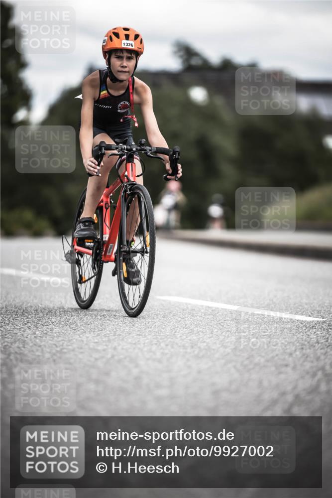 21.06.2026 - 29. Vierlanden-Triathlon H.Heesch http://msf.ph/oto/9927002 21.06.2026 15:00:18 Radfahren 1326 meine-sportfotos.de
