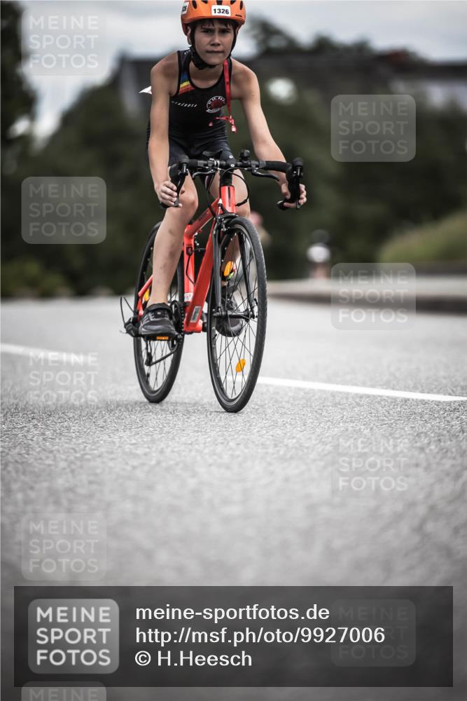 21.06.2026 - 29. Vierlanden-Triathlon H.Heesch http://msf.ph/oto/9927006 21.06.2026 15:00:19 Radfahren 1326 meine-sportfotos.de