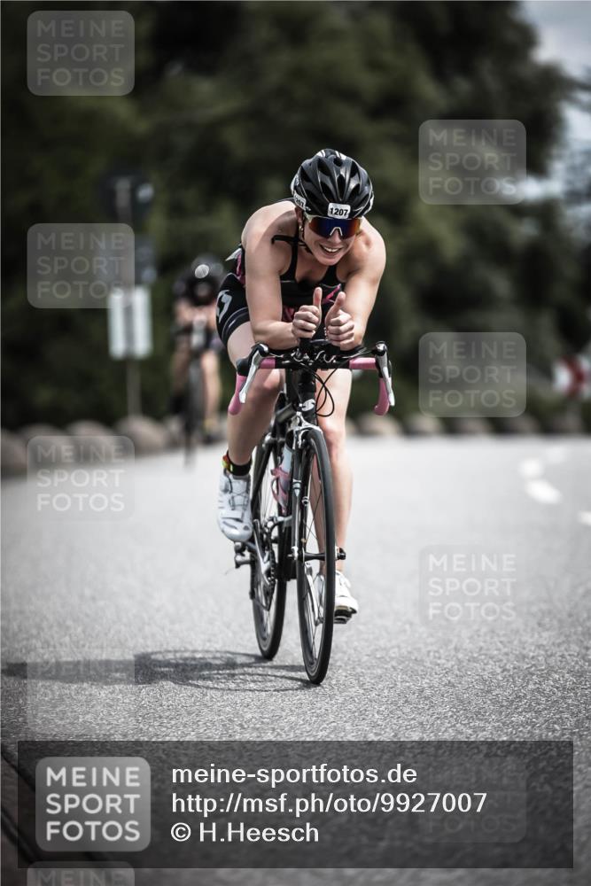 21.06.2026 - 29. Vierlanden-Triathlon H.Heesch http://msf.ph/oto/9927007 21.06.2026 13:30:37 Radfahren 1207 meine-sportfotos.de