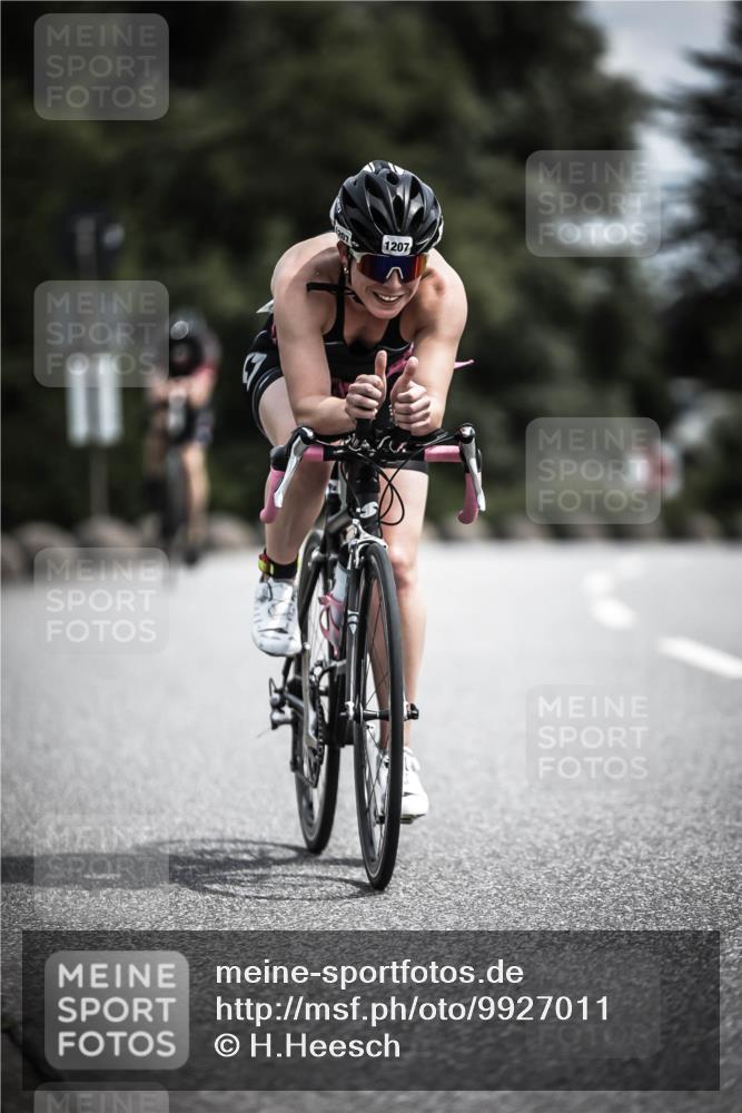 21.06.2026 - 29. Vierlanden-Triathlon H.Heesch http://msf.ph/oto/9927011 21.06.2026 13:30:37 Radfahren 1207 meine-sportfotos.de