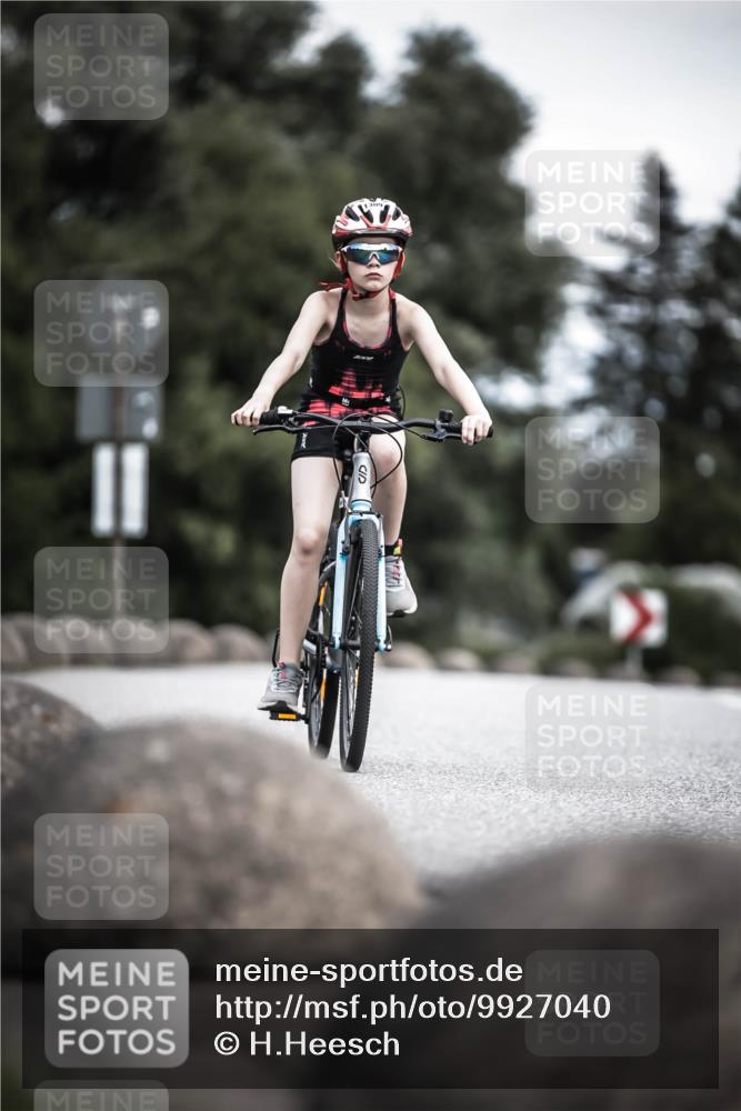 21.06.2026 - 29. Vierlanden-Triathlon H.Heesch http://msf.ph/oto/9927040 21.06.2026 15:00:48 Radfahren 11 meine-sportfotos.de