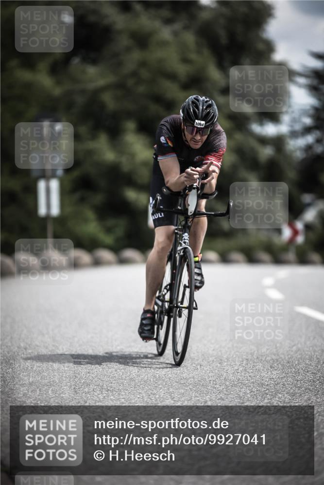 21.06.2026 - 29. Vierlanden-Triathlon H.Heesch http://msf.ph/oto/9927041 21.06.2026 13:30:39 Radfahren 1094 meine-sportfotos.de