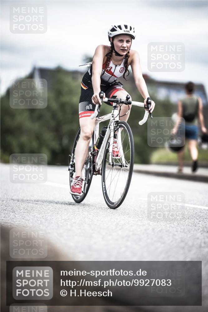 21.06.2026 - 29. Vierlanden-Triathlon H.Heesch http://msf.ph/oto/9927083 21.06.2026 14:54:35 Radfahren 1266 meine-sportfotos.de