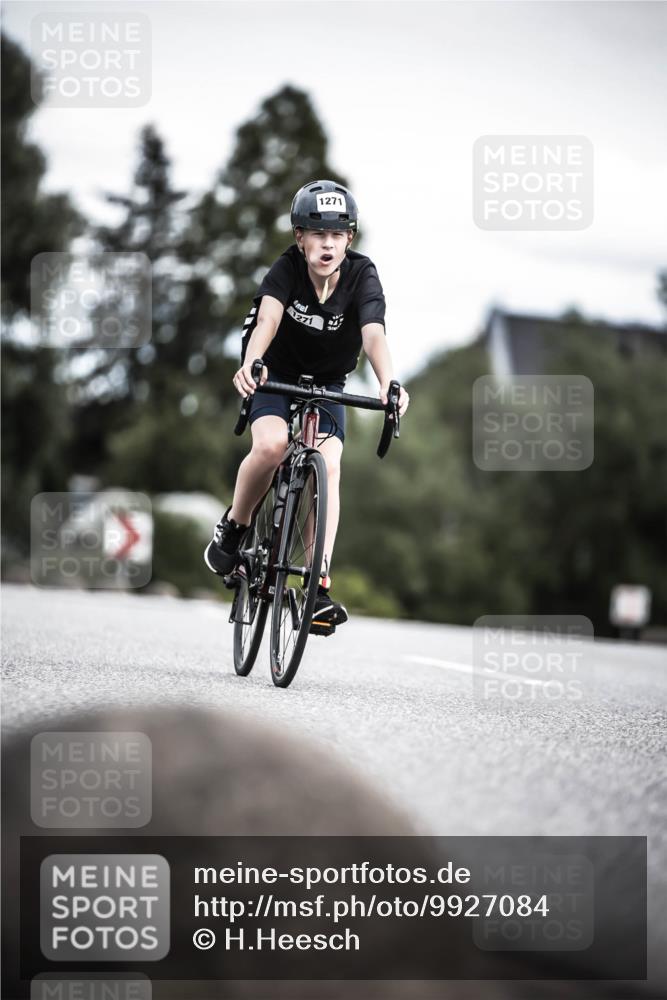 21.06.2026 - 29. Vierlanden-Triathlon H.Heesch http://msf.ph/oto/9927084 21.06.2026 15:01:12 Radfahren 1271, 271 meine-sportfotos.de