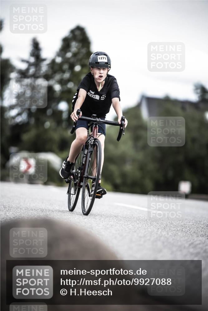 21.06.2026 - 29. Vierlanden-Triathlon H.Heesch http://msf.ph/oto/9927088 21.06.2026 15:01:12 Radfahren 1271, 1271 meine-sportfotos.de