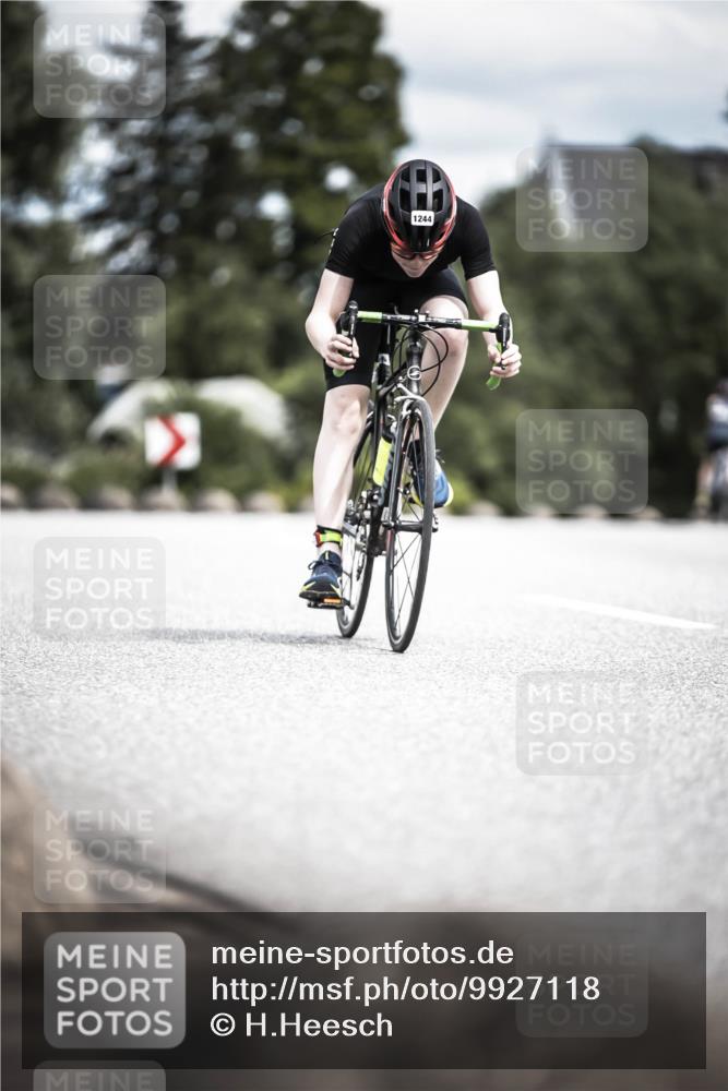 21.06.2026 - 29. Vierlanden-Triathlon H.Heesch http://msf.ph/oto/9927118 21.06.2026 14:54:58 Radfahren 1244 meine-sportfotos.de