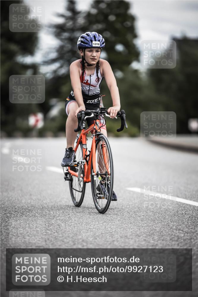 21.06.2026 - 29. Vierlanden-Triathlon H.Heesch http://msf.ph/oto/9927123 21.06.2026 15:02:18 Radfahren 1318 meine-sportfotos.de