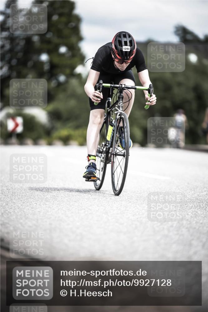 21.06.2026 - 29. Vierlanden-Triathlon H.Heesch http://msf.ph/oto/9927128 21.06.2026 14:54:59 Radfahren 1244 meine-sportfotos.de