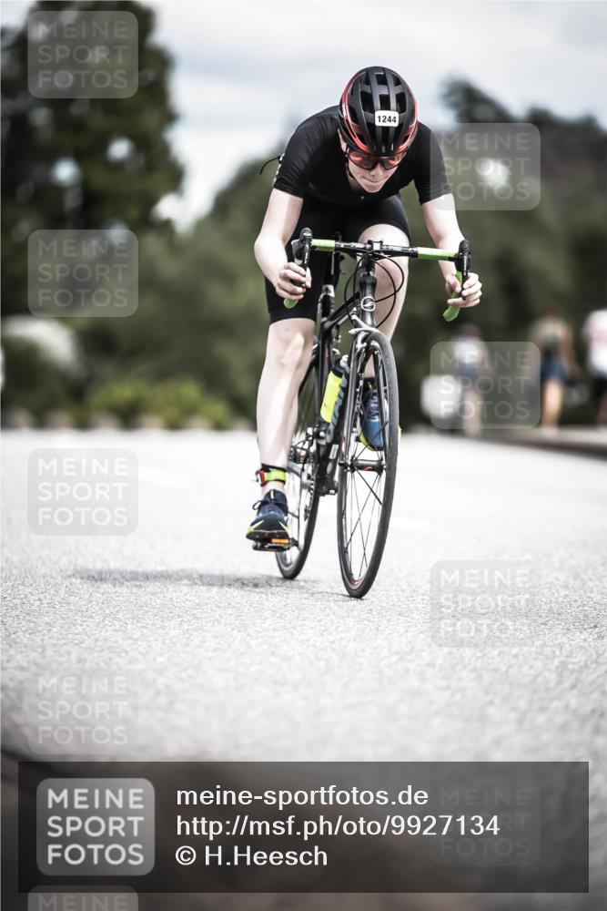 21.06.2026 - 29. Vierlanden-Triathlon H.Heesch http://msf.ph/oto/9927134 21.06.2026 14:54:59 Radfahren 1244 meine-sportfotos.de