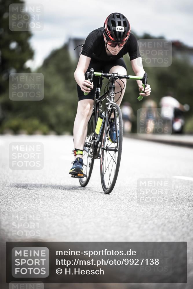 21.06.2026 - 29. Vierlanden-Triathlon H.Heesch http://msf.ph/oto/9927138 21.06.2026 14:54:59 Radfahren 1244 meine-sportfotos.de