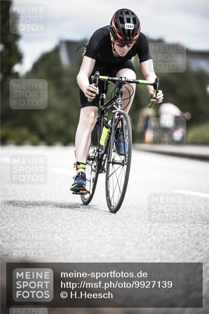 21.06.2026 - 29. Vierlanden-Triathlon H.Heesch http://msf.ph/oto/9927139 21.06.2026 14:54:59 Radfahren 1244 meine-sportfotos.de
