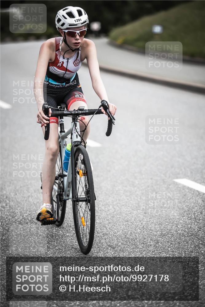 21.06.2026 - 29. Vierlanden-Triathlon H.Heesch http://msf.ph/oto/9927178 21.06.2026 15:03:53 Radfahren 1291 meine-sportfotos.de