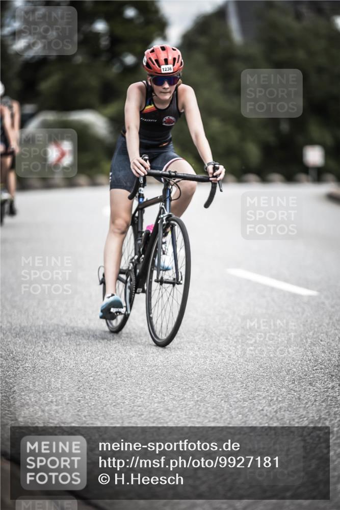21.06.2026 - 29. Vierlanden-Triathlon H.Heesch http://msf.ph/oto/9927181 21.06.2026 14:55:29 Radfahren 1236 meine-sportfotos.de