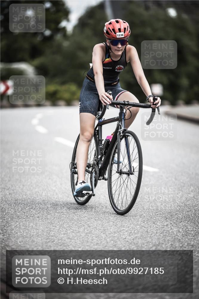 21.06.2026 - 29. Vierlanden-Triathlon H.Heesch http://msf.ph/oto/9927185 21.06.2026 14:55:30 Radfahren 1236 meine-sportfotos.de