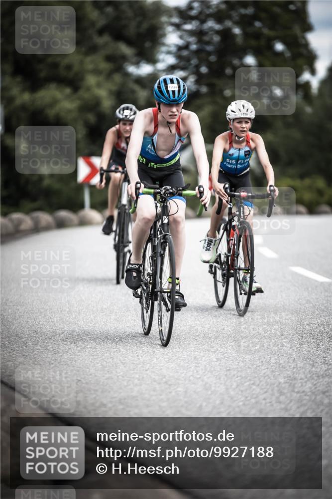 21.06.2026 - 29. Vierlanden-Triathlon H.Heesch http://msf.ph/oto/9927188 21.06.2026 14:55:30 Radfahren 1234, 1229, 5, 1 meine-sportfotos.de