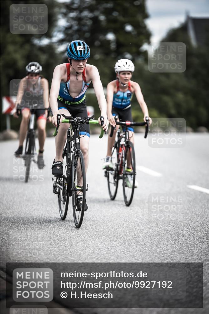21.06.2026 - 29. Vierlanden-Triathlon H.Heesch http://msf.ph/oto/9927192 21.06.2026 14:55:31 Radfahren 1234 meine-sportfotos.de