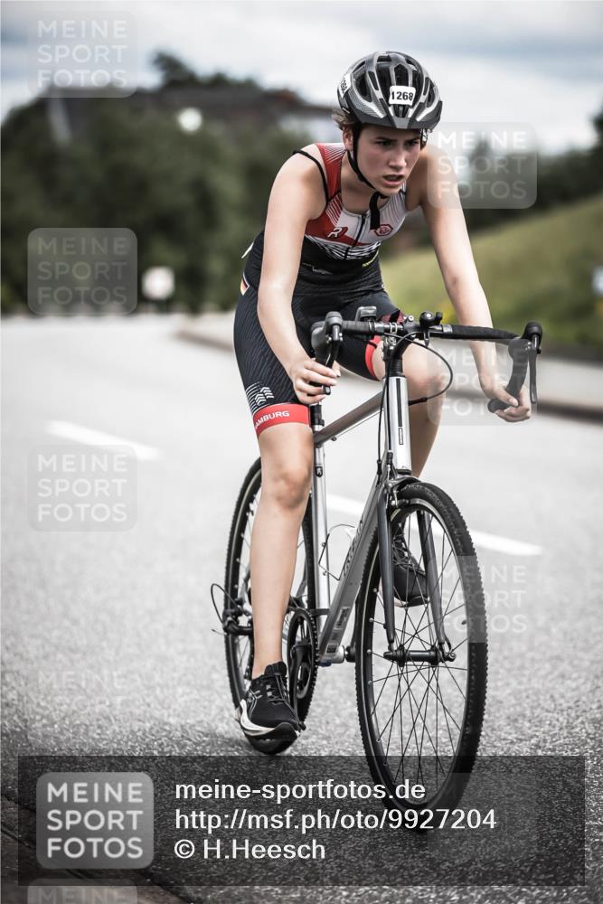 21.06.2026 - 29. Vierlanden-Triathlon H.Heesch http://msf.ph/oto/9927204 21.06.2026 14:55:33 Radfahren 1268 meine-sportfotos.de