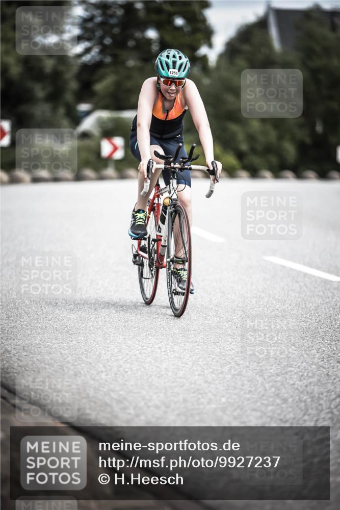 21.06.2026 - 29. Vierlanden-Triathlon H.Heesch http://msf.ph/oto/9927237 21.06.2026 14:55:58 Radfahren 1255 meine-sportfotos.de