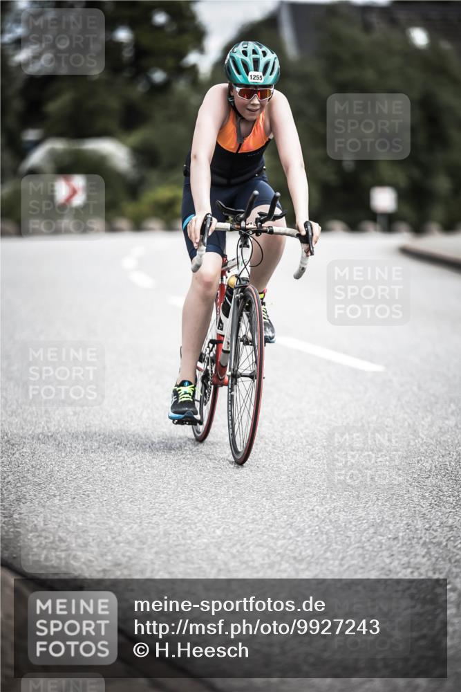 21.06.2026 - 29. Vierlanden-Triathlon H.Heesch http://msf.ph/oto/9927243 21.06.2026 14:55:59 Radfahren 1255 meine-sportfotos.de