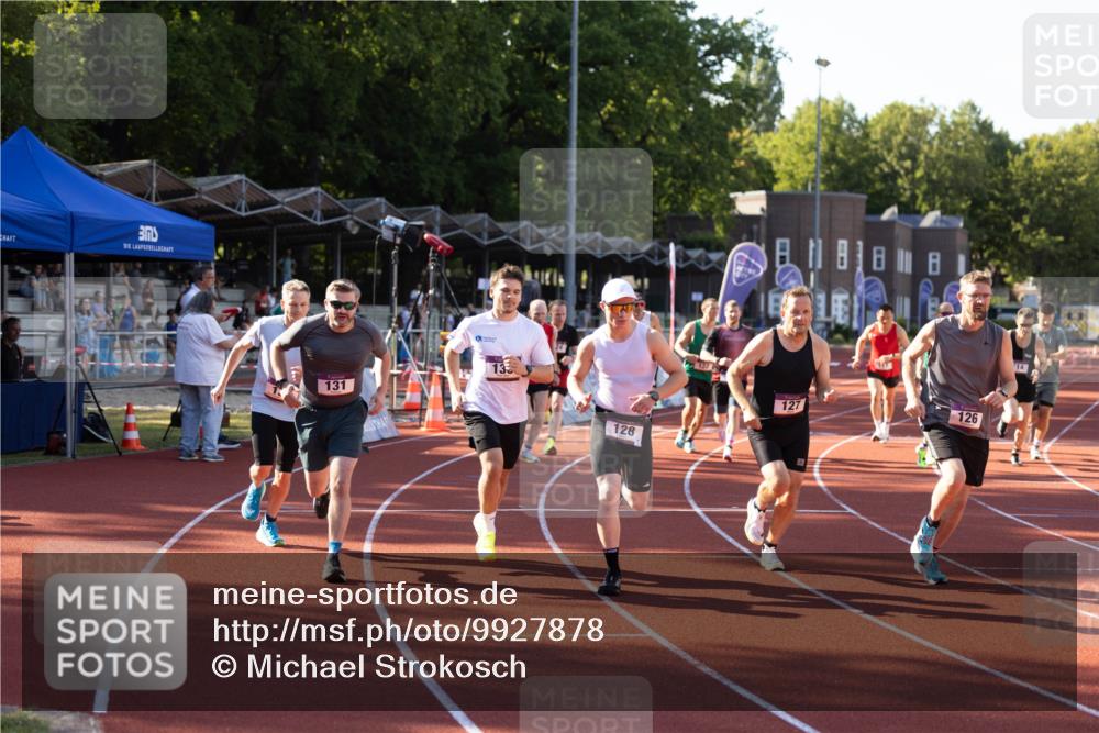 08.08.2026 - Nacht der Zehner Michael Strokosch http://msf.ph/oto/9927878 08.08.2026 17:12:46 Laufen 13, 131, 128, 127, 126, 14 meine-sportfotos.de