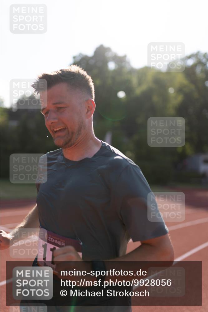 08.08.2026 - Nacht der Zehner Michael Strokosch http://msf.ph/oto/9928056 08.08.2026 17:34:54 Laufen 10, 11 meine-sportfotos.de