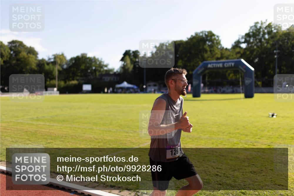 08.08.2026 - Nacht der Zehner Michael Strokosch http://msf.ph/oto/9928286 08.08.2026 17:45:14 Laufen 126 meine-sportfotos.de