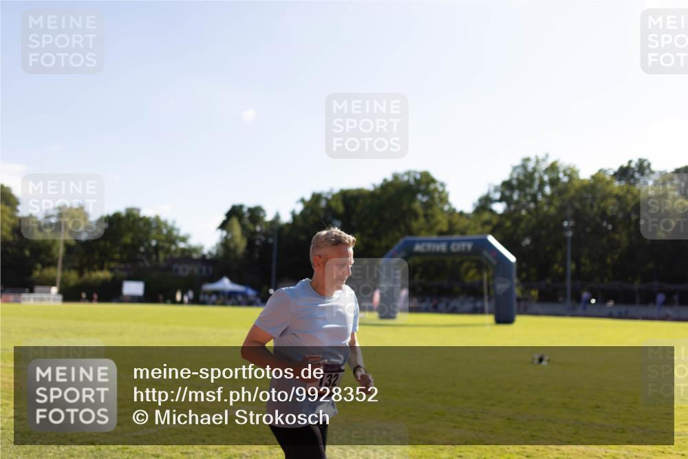 08.08.2026 - Nacht der Zehner Michael Strokosch http://msf.ph/oto/9928352 08.08.2026 17:45:45 Laufen 132 meine-sportfotos.de