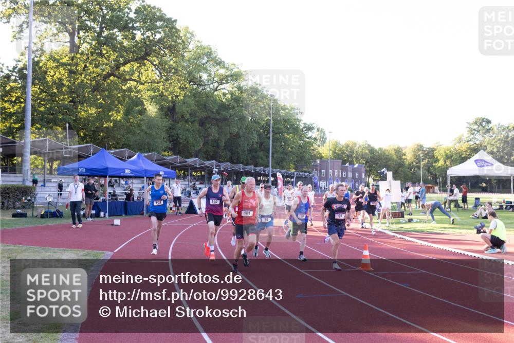 08.08.2026 - Nacht der Zehner Michael Strokosch http://msf.ph/oto/9928643 08.08.2026 18:12:21 Laufen 103, 102, 101, 97, 99 meine-sportfotos.de