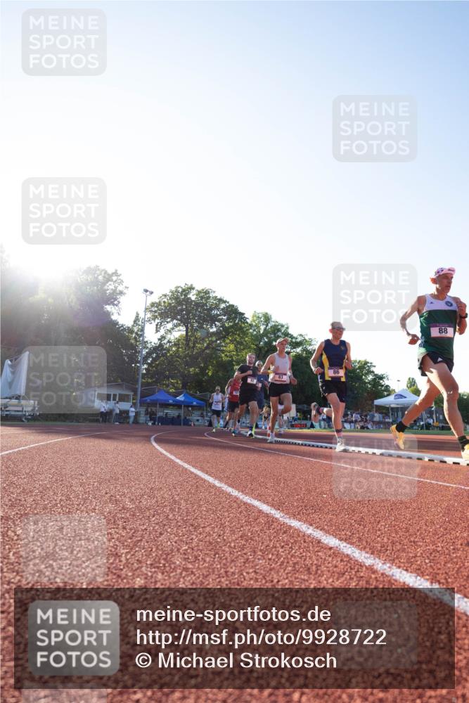 08.08.2026 - Nacht der Zehner Michael Strokosch http://msf.ph/oto/9928722 08.08.2026 18:16:49 Laufen 83, 86, 88 meine-sportfotos.de