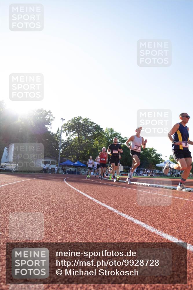 08.08.2026 - Nacht der Zehner Michael Strokosch http://msf.ph/oto/9928728 08.08.2026 18:16:50 Laufen 101, 82, 83, 86 meine-sportfotos.de