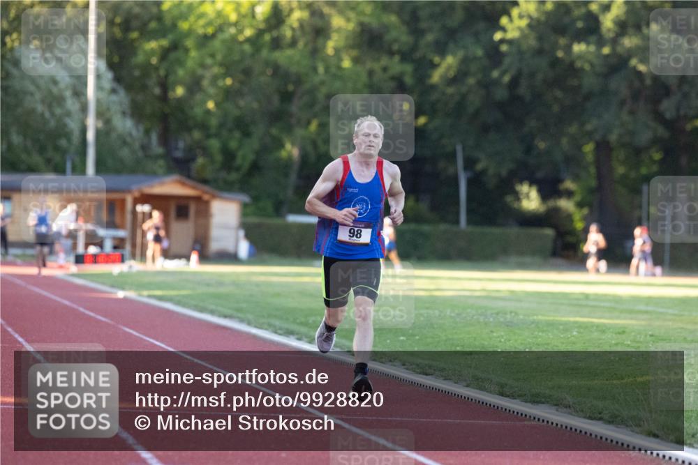 08.08.2026 - Nacht der Zehner Michael Strokosch http://msf.ph/oto/9928820 08.08.2026 18:20:47 Laufen 98 meine-sportfotos.de