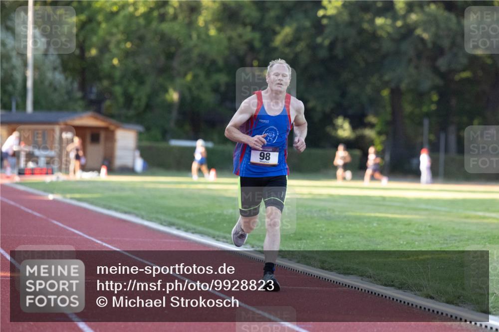 08.08.2026 - Nacht der Zehner Michael Strokosch http://msf.ph/oto/9928823 08.08.2026 18:20:48 Laufen 98 meine-sportfotos.de