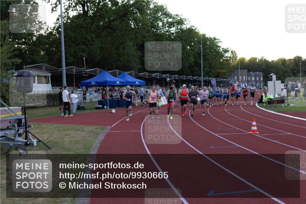 08.08.2026 - Nacht der Zehner Michael Strokosch http://msf.ph/oto/9930665 08.08.2026 20:23:07 Laufen 56, 10, 10, 08 meine-sportfotos.de