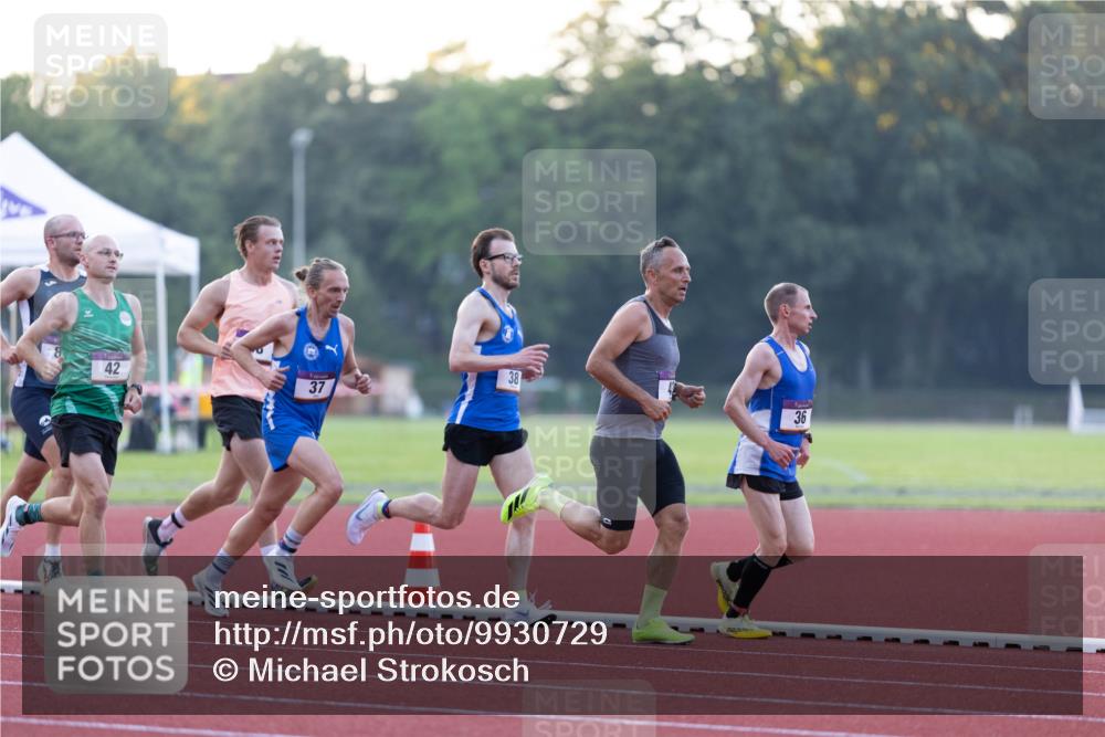 08.08.2026 - Nacht der Zehner Michael Strokosch http://msf.ph/oto/9930729 08.08.2026 20:30:03 Laufen 8, 42, 38, 37, 36 meine-sportfotos.de