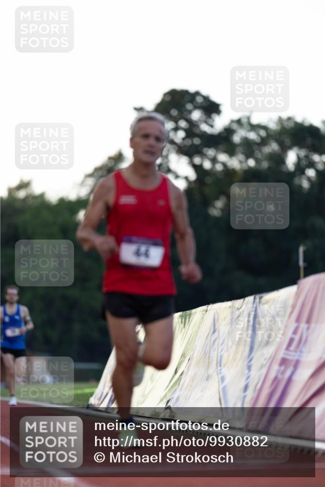 08.08.2026 - Nacht der Zehner Michael Strokosch http://msf.ph/oto/9930882 08.08.2026 20:47:15 Laufen 44 meine-sportfotos.de