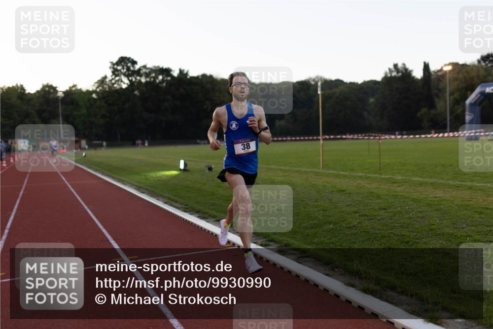 08.08.2026 - Nacht der Zehner Michael Strokosch http://msf.ph/oto/9930990 08.08.2026 20:52:04 Laufen 38 meine-sportfotos.de