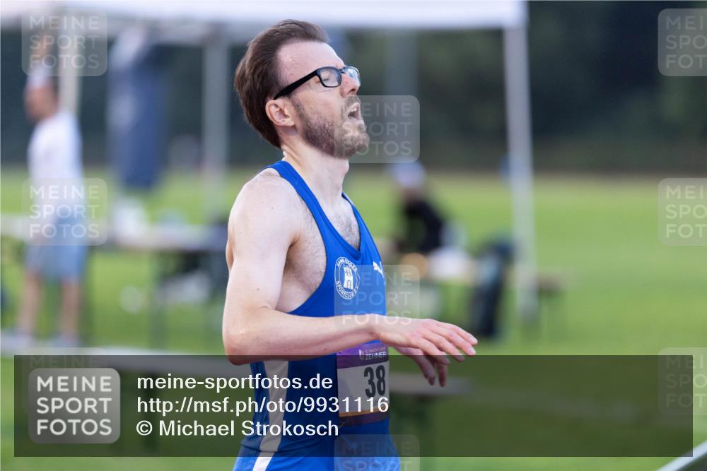 08.08.2026 - Nacht der Zehner Michael Strokosch http://msf.ph/oto/9931116 08.08.2026 20:57:25 Laufen 10, 38 meine-sportfotos.de