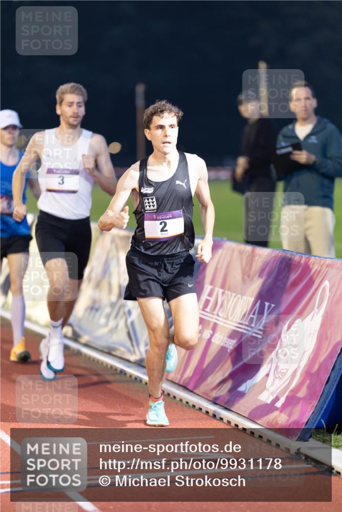 08.08.2026 - Nacht der Zehner Michael Strokosch http://msf.ph/oto/9931178 08.08.2026 21:19:38 Laufen 3, 2 meine-sportfotos.de