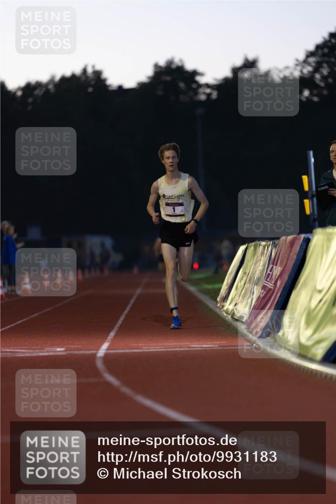 08.08.2026 - Nacht der Zehner Michael Strokosch http://msf.ph/oto/9931183 08.08.2026 21:20:43 Laufen  meine-sportfotos.de