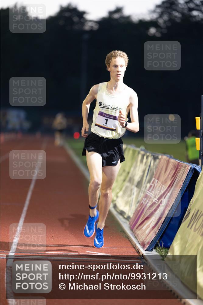 08.08.2026 - Nacht der Zehner Michael Strokosch http://msf.ph/oto/9931213 08.08.2026 21:21:54 Laufen  meine-sportfotos.de