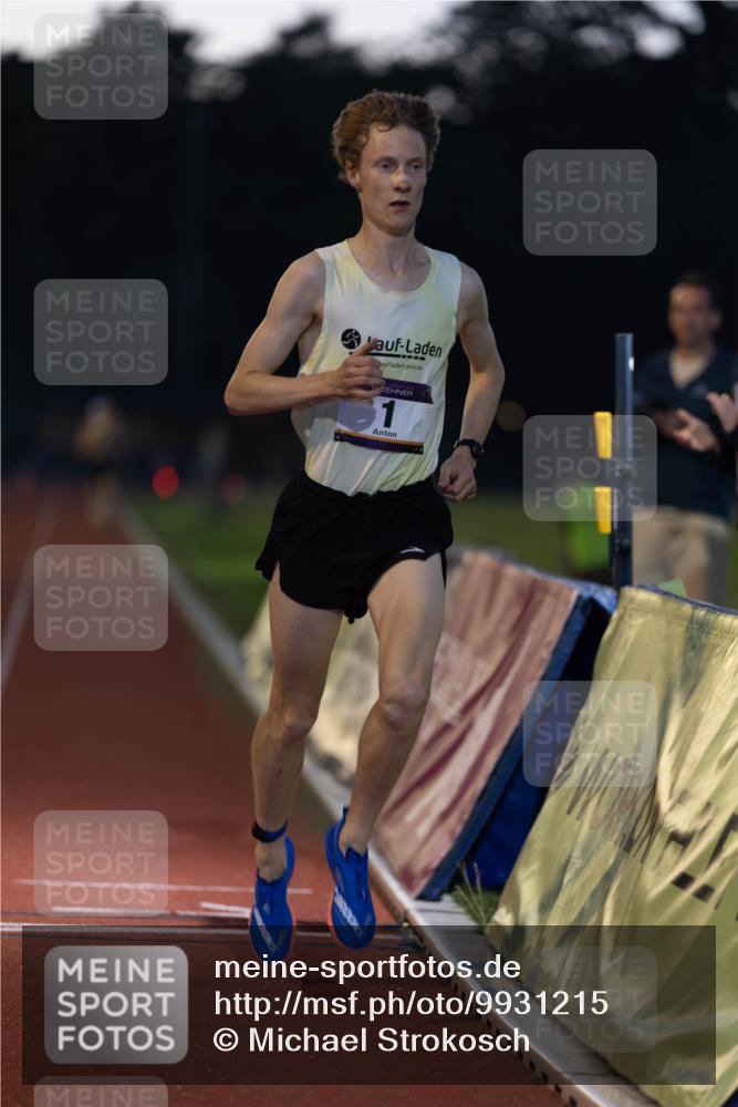 08.08.2026 - Nacht der Zehner Michael Strokosch http://msf.ph/oto/9931215 08.08.2026 21:21:55 Laufen 1 meine-sportfotos.de