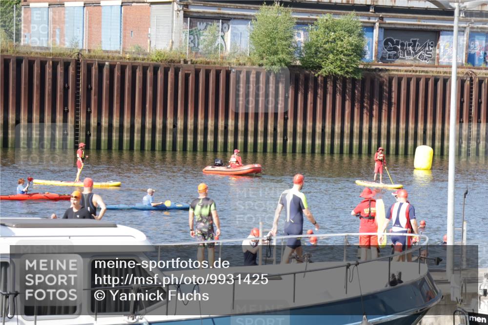 09.08.2026 - GEWOBA Citytriathlon Bremen Yannick Fuchs http://msf.ph/oto/9931425 09.08.2026 09:56:42 Schwimmen  meine-sportfotos.de