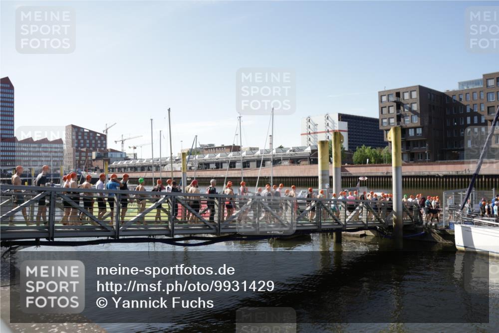09.08.2026 - GEWOBA Citytriathlon Bremen Yannick Fuchs http://msf.ph/oto/9931429 09.08.2026 09:57:07 Schwimmen  meine-sportfotos.de